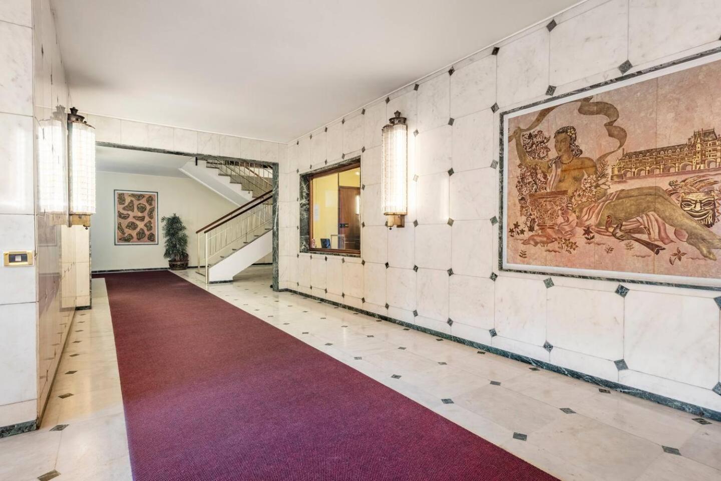 Snt Apartment - City Center 贝尔加莫 外观 照片